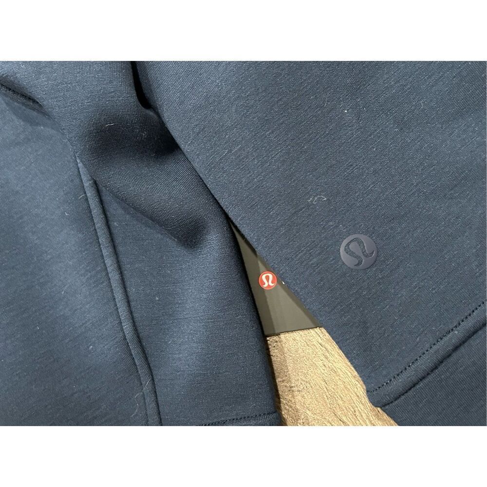 Lululemon Smooth Spacer Pullover Hoodie Sz M - Picture 2 of 4